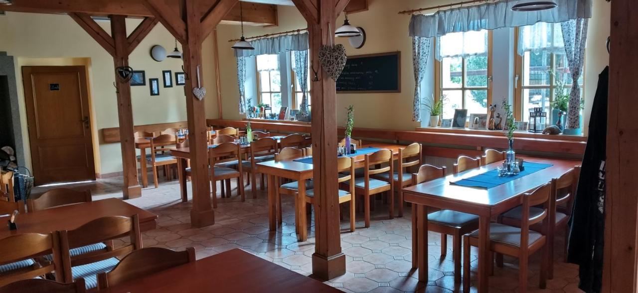 Hotel Zlaty Potok Nicov  외부 사진