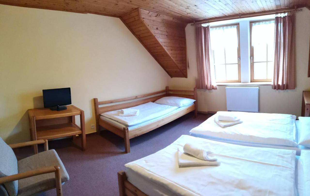 Hotel Zlaty Potok Nicov  외부 사진