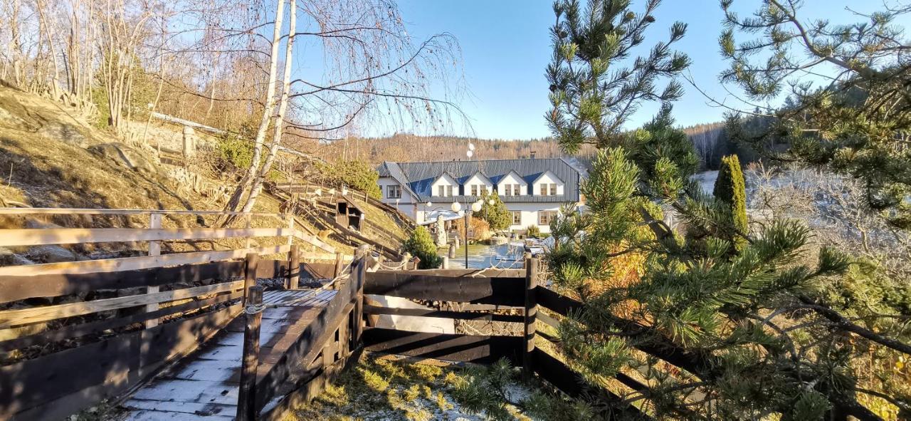 Hotel Zlaty Potok Nicov  외부 사진