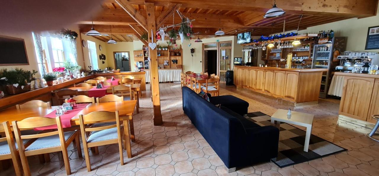 Hotel Zlaty Potok Nicov  외부 사진