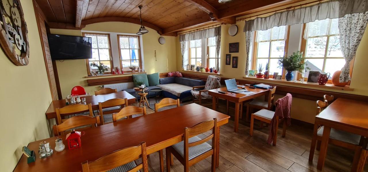 Hotel Zlaty Potok Nicov  외부 사진