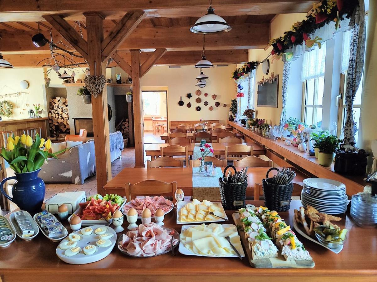 Hotel Zlaty Potok Nicov  외부 사진